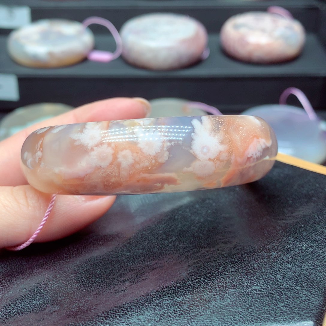 玛瑙/玉髓手镯未镶嵌熊**?66