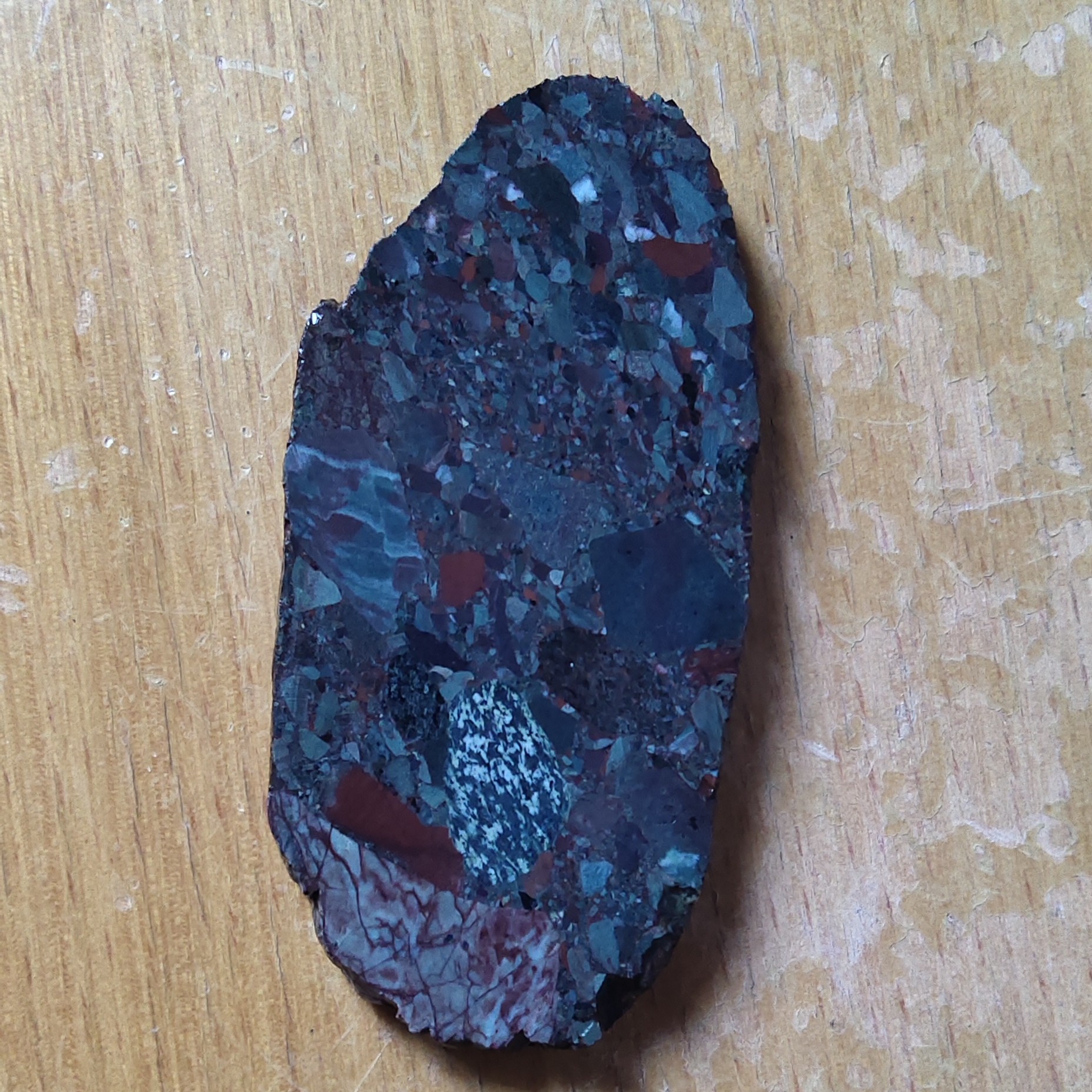 原石，角砾岩，切片，彩陨，收藏品，天外来客