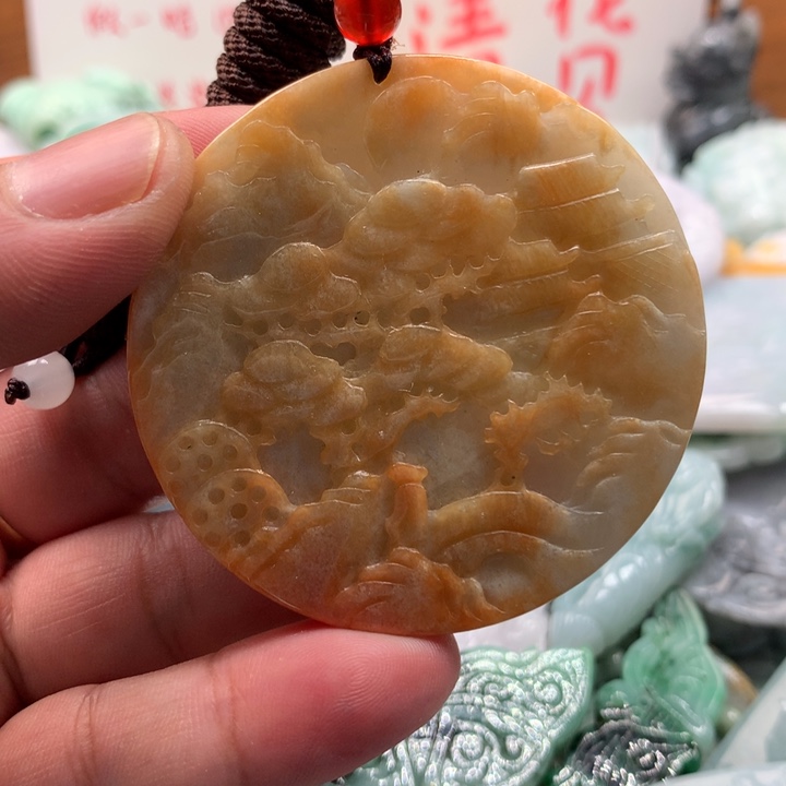 翡翠未镶嵌颈饰保真天然a货翡翠