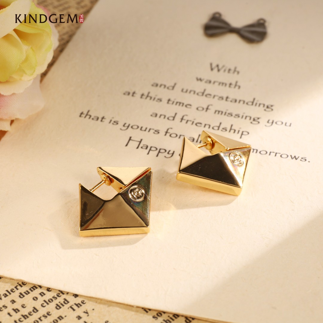 铜合金耳饰 CZ164XQEC-27839时尚优雅百搭耳环耳饰