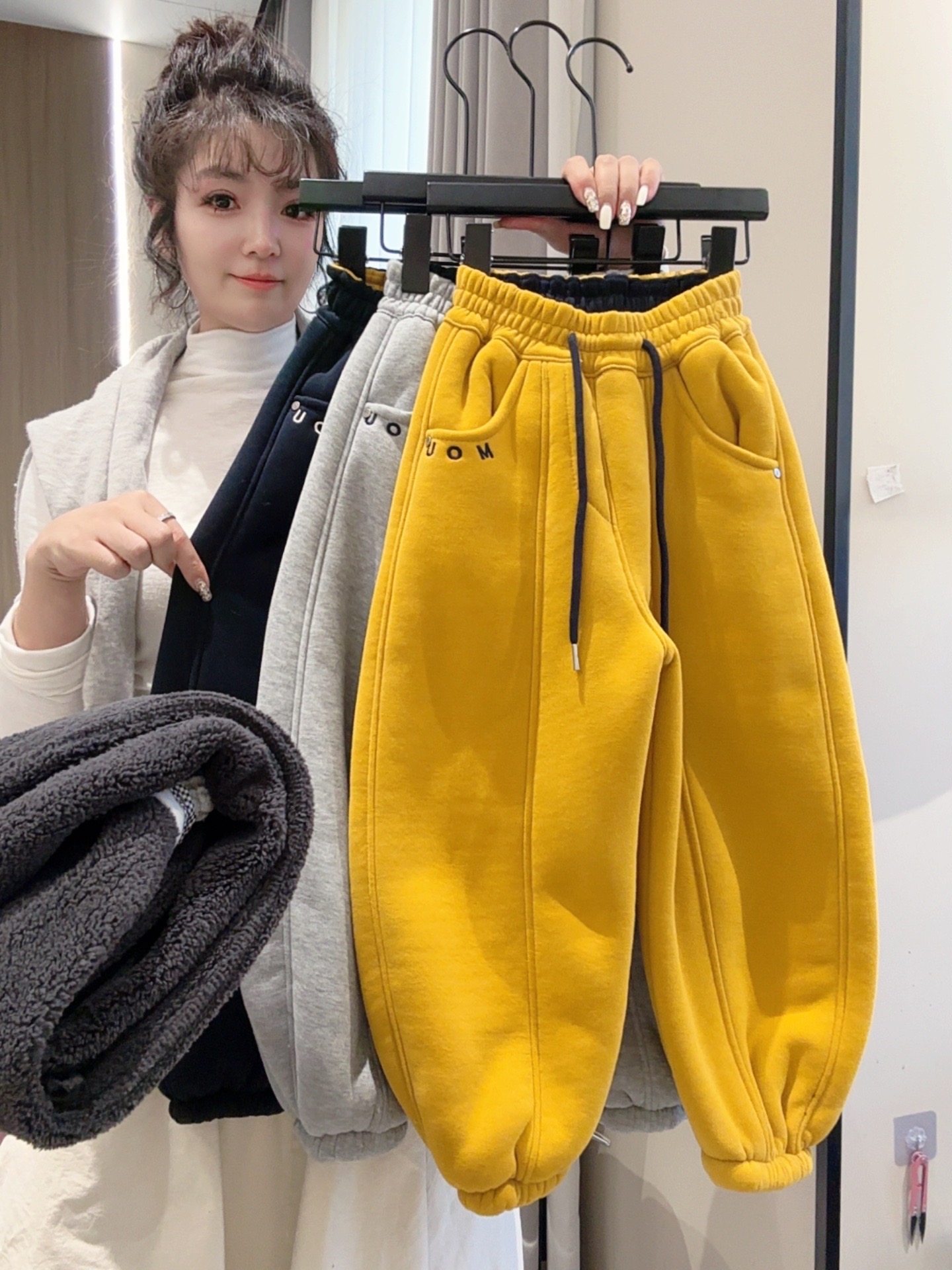 【暖阳冬日】850克葵花绒男女童加绒卫裤宽松裤LenKid-2665