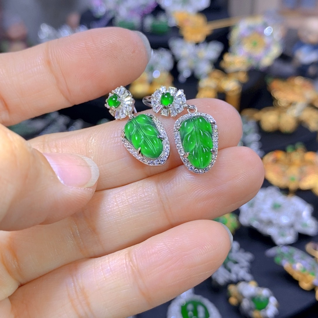 翡翠耳钉银S925镶嵌天然翡翠