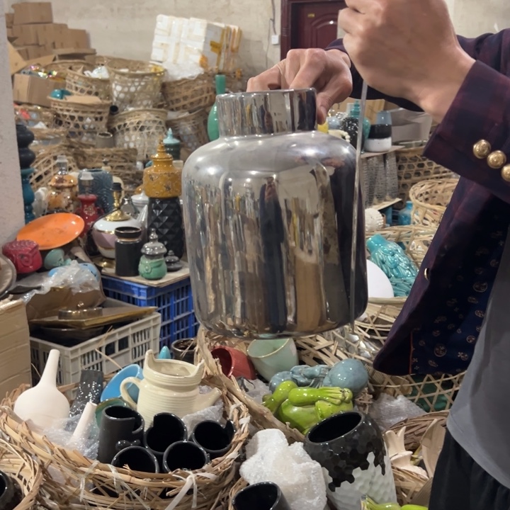 瓶高度25厘米口径9厘米微瑕捡漏划痕摩擦