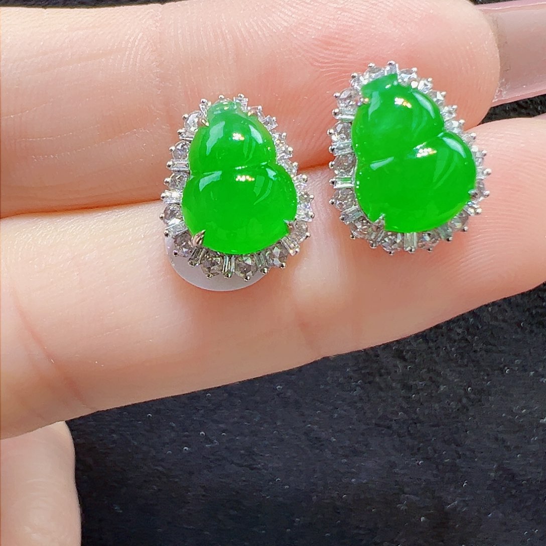 翡翠耳饰18K金镶嵌耳钉