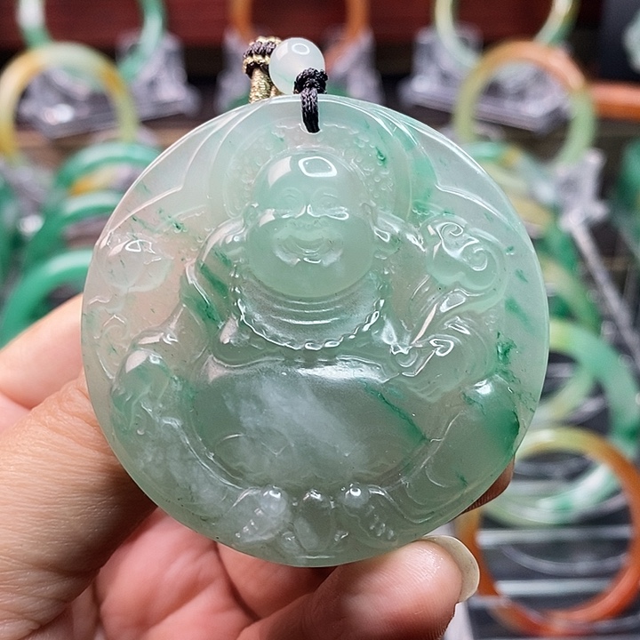 石英质玉颈饰未镶嵌