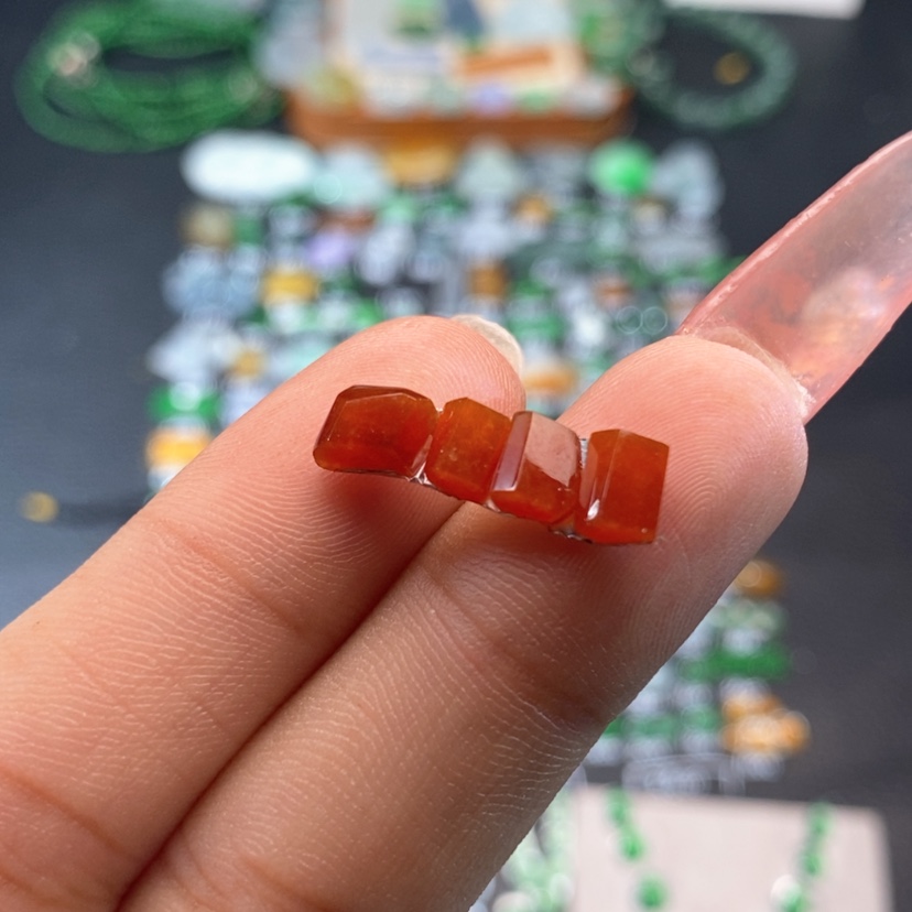 【闪购商品】翡翠挂件未镶嵌切割