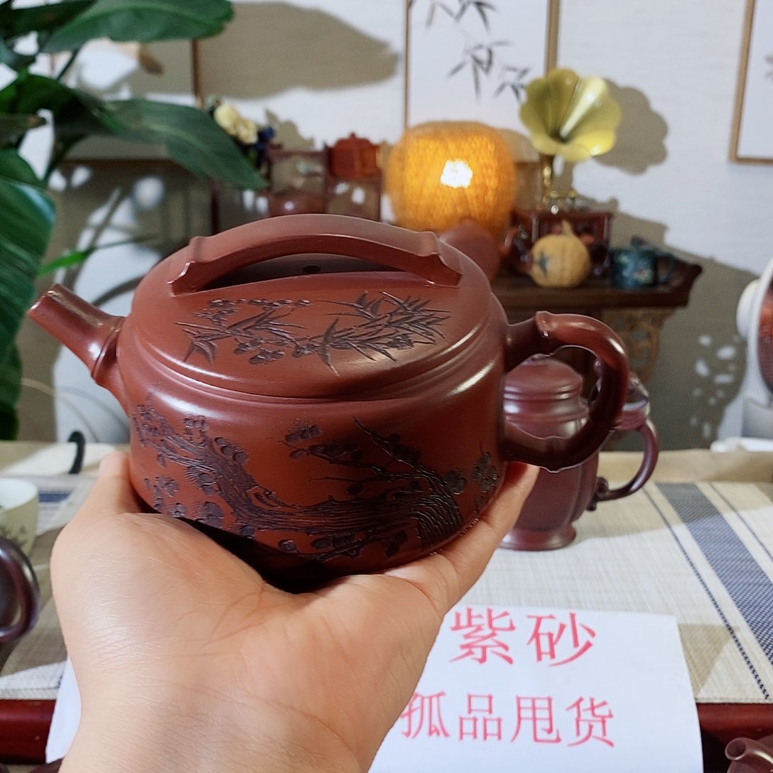 紫砂茶壶宜兴紫砂壶和我一样是