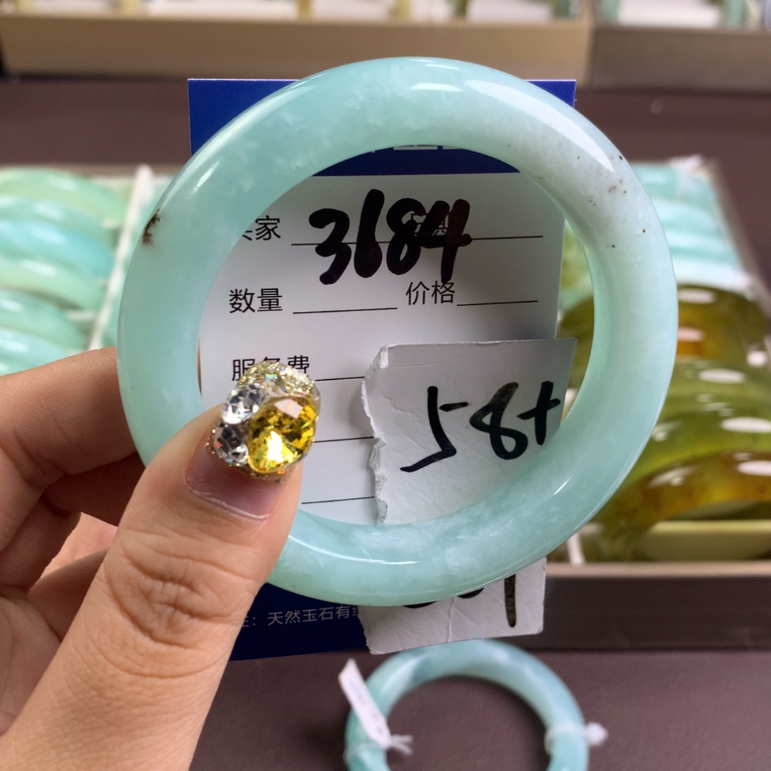 蛇纹石玉手镯未镶嵌3684
