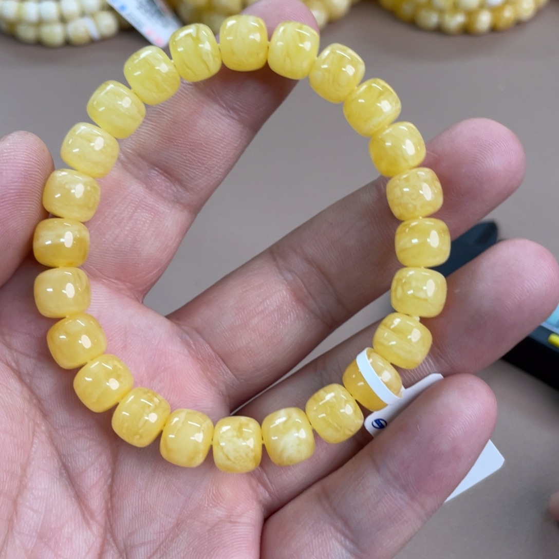 琥珀裸石未镶嵌132000000000