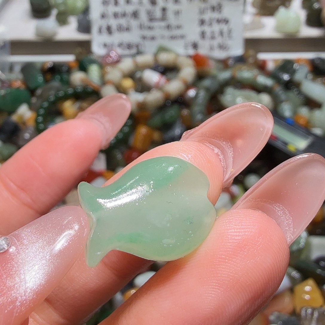 和田玉未镶嵌珠宝奇石