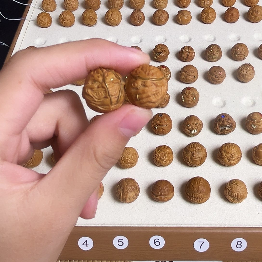 吊坠猴头核桃镶嵌单颗全品恶僧两颗