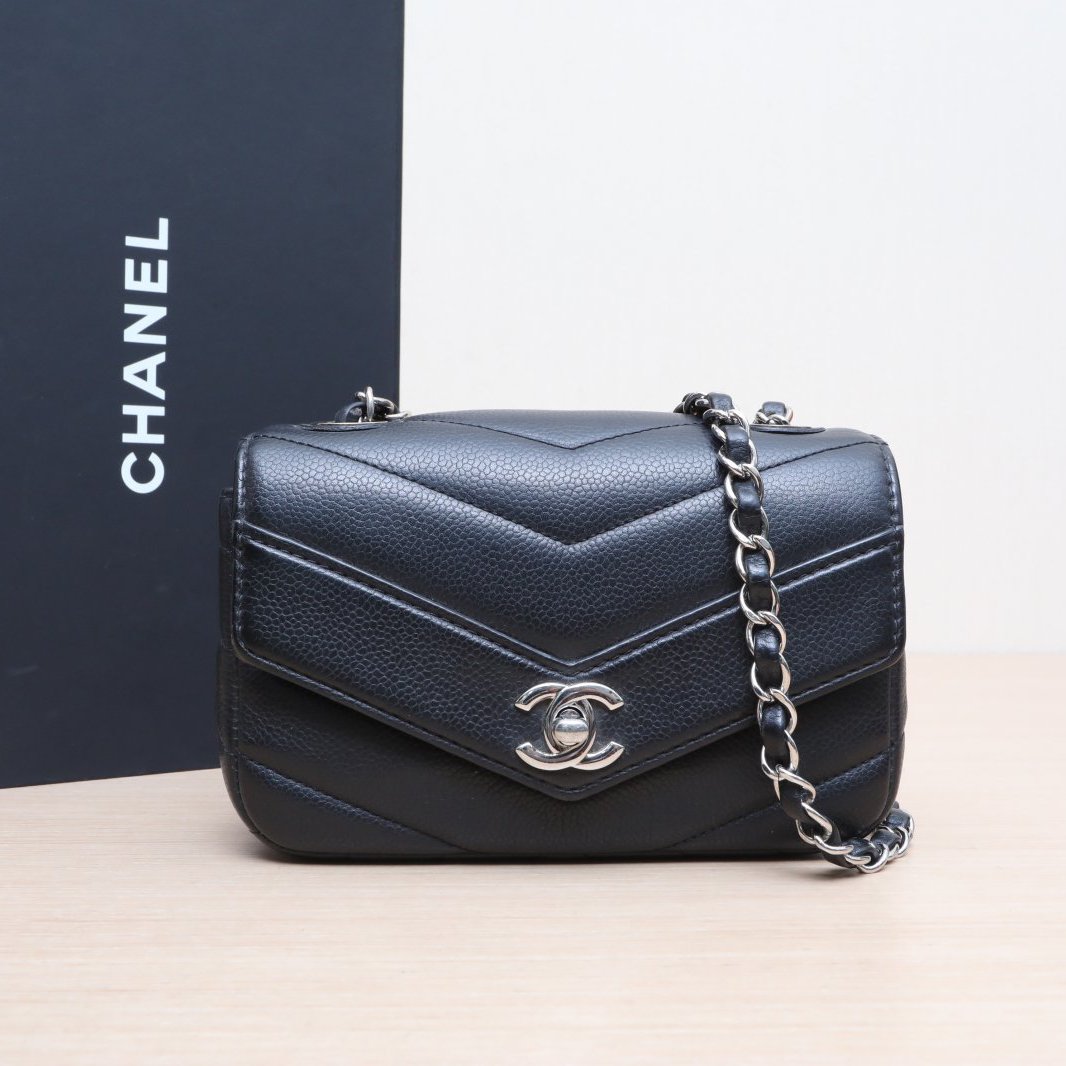 95新 Chanel/香奈儿 【小花念念】 黑色 24开 CF 方胖子18CM 窄版包