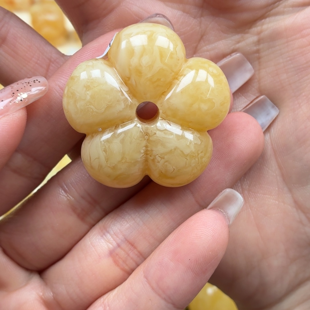 琥珀未镶嵌裸石蜜蜡