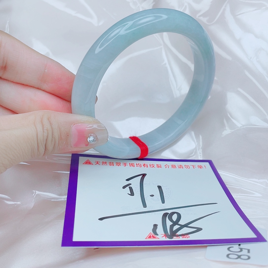 翡翠未镶嵌手镯翡翠