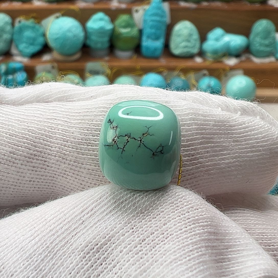 绿松石配饰未镶嵌