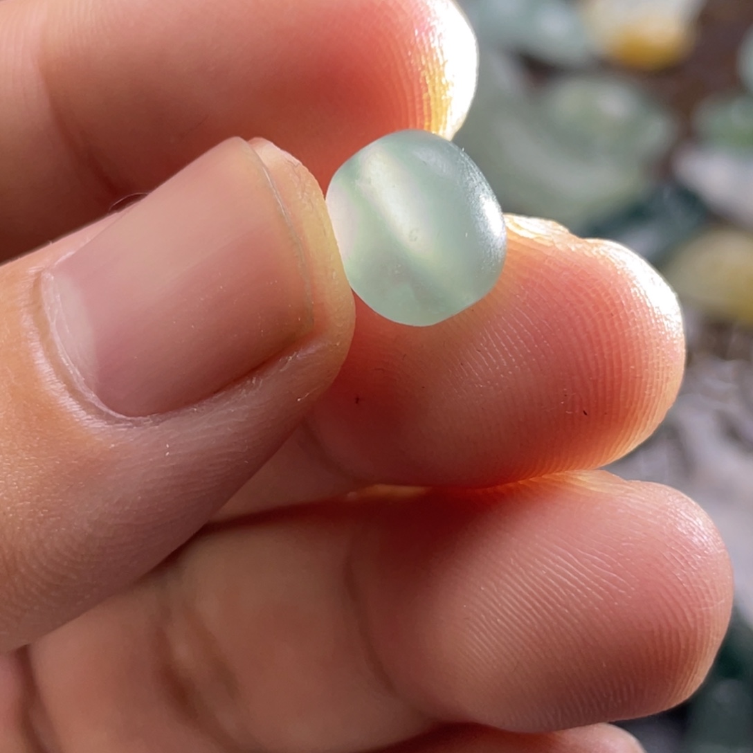 定制翡翠未镶嵌扁珠