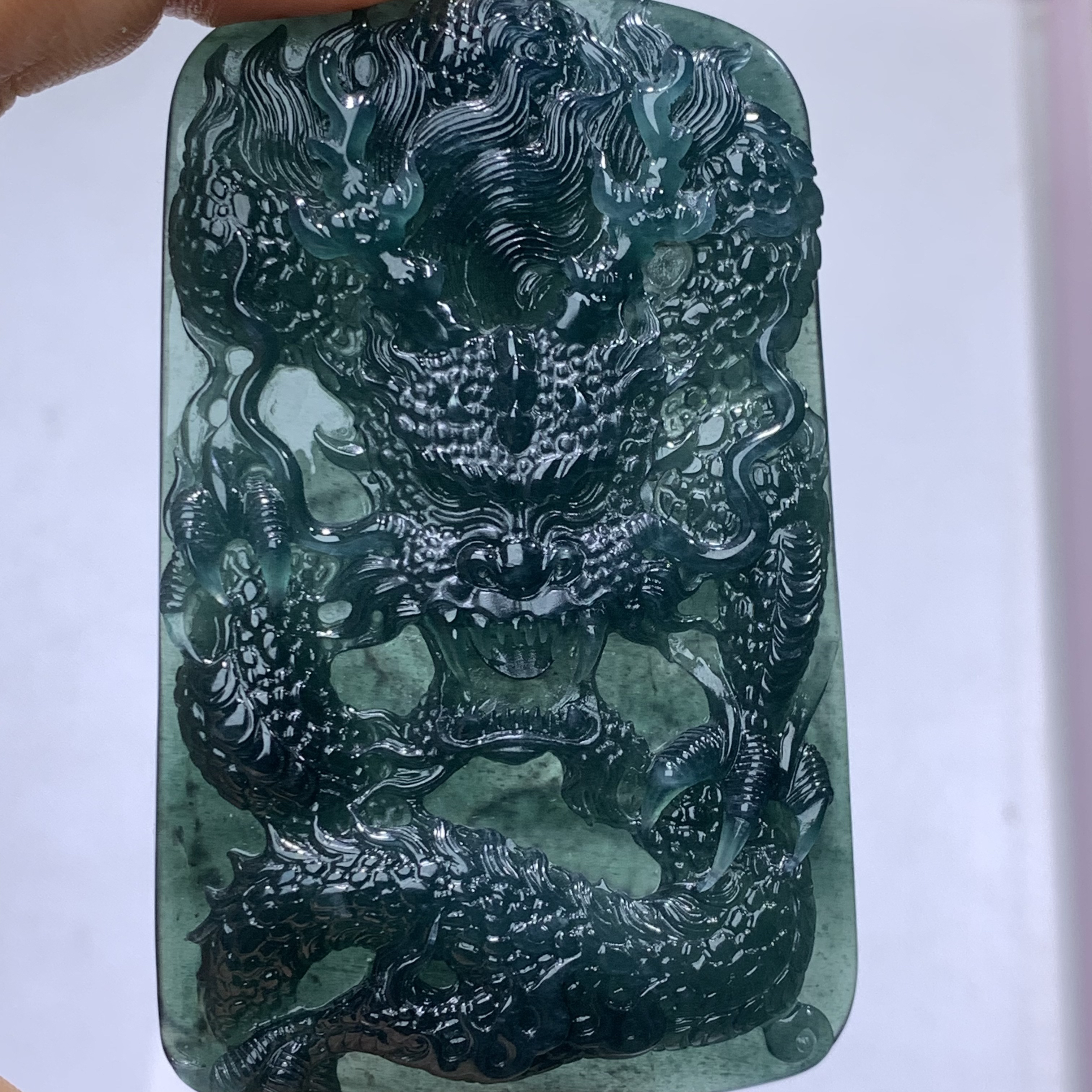 天然翡翠Ａ货老蓝水立体精雕霸气龙牌，神龙护主