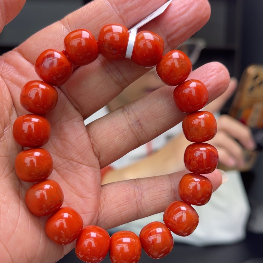 南红玛瑙牛血红手串12M未镶嵌