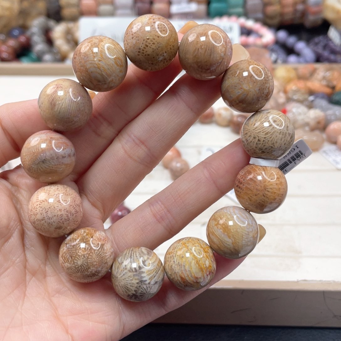 未镶嵌手链硅化玉急****七48 0