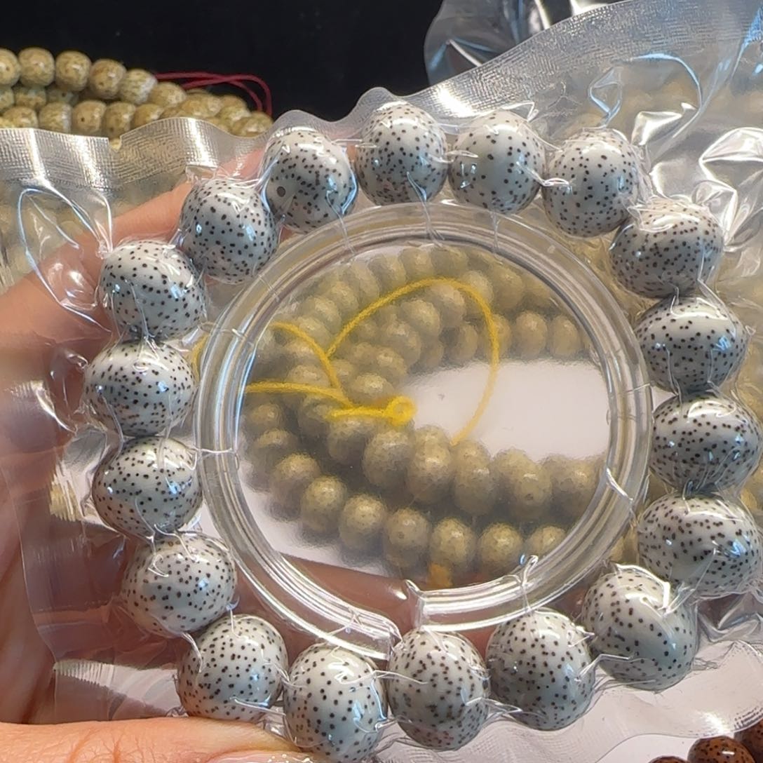 星月菩提吊坠k****61614苹果