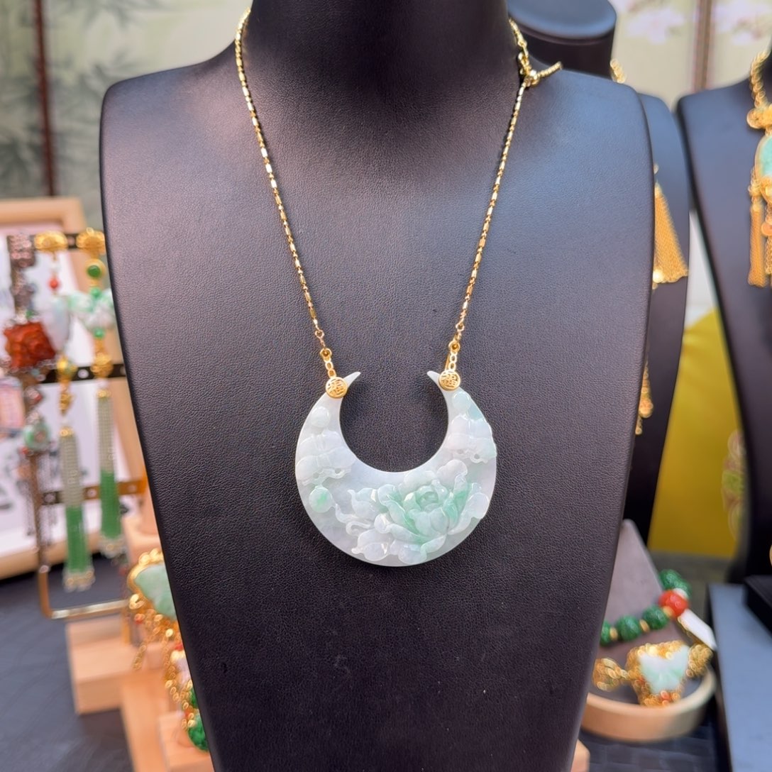 翡翠未镶嵌套链福利款套装