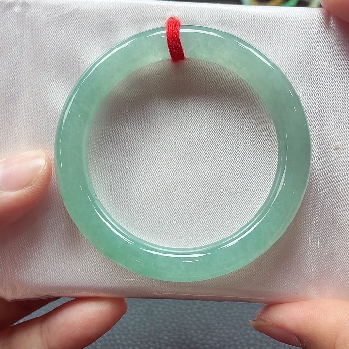 翡翠未镶嵌手镯天然缅甸A货翡翠（晴蓝绿）完美