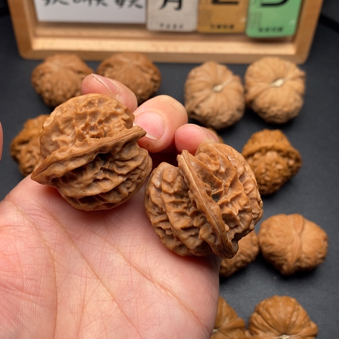 把件文玩核桃边肚38大龙