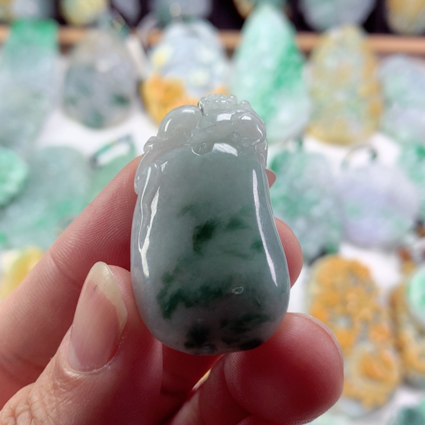 【闪购商品】翡翠吊坠(不含链)未镶嵌