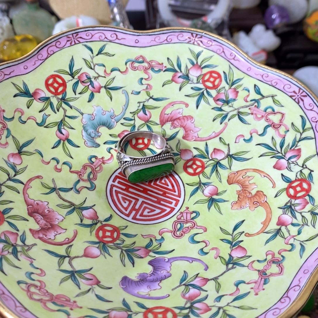 摆件你****?瓷器摆件漂亮漂亮