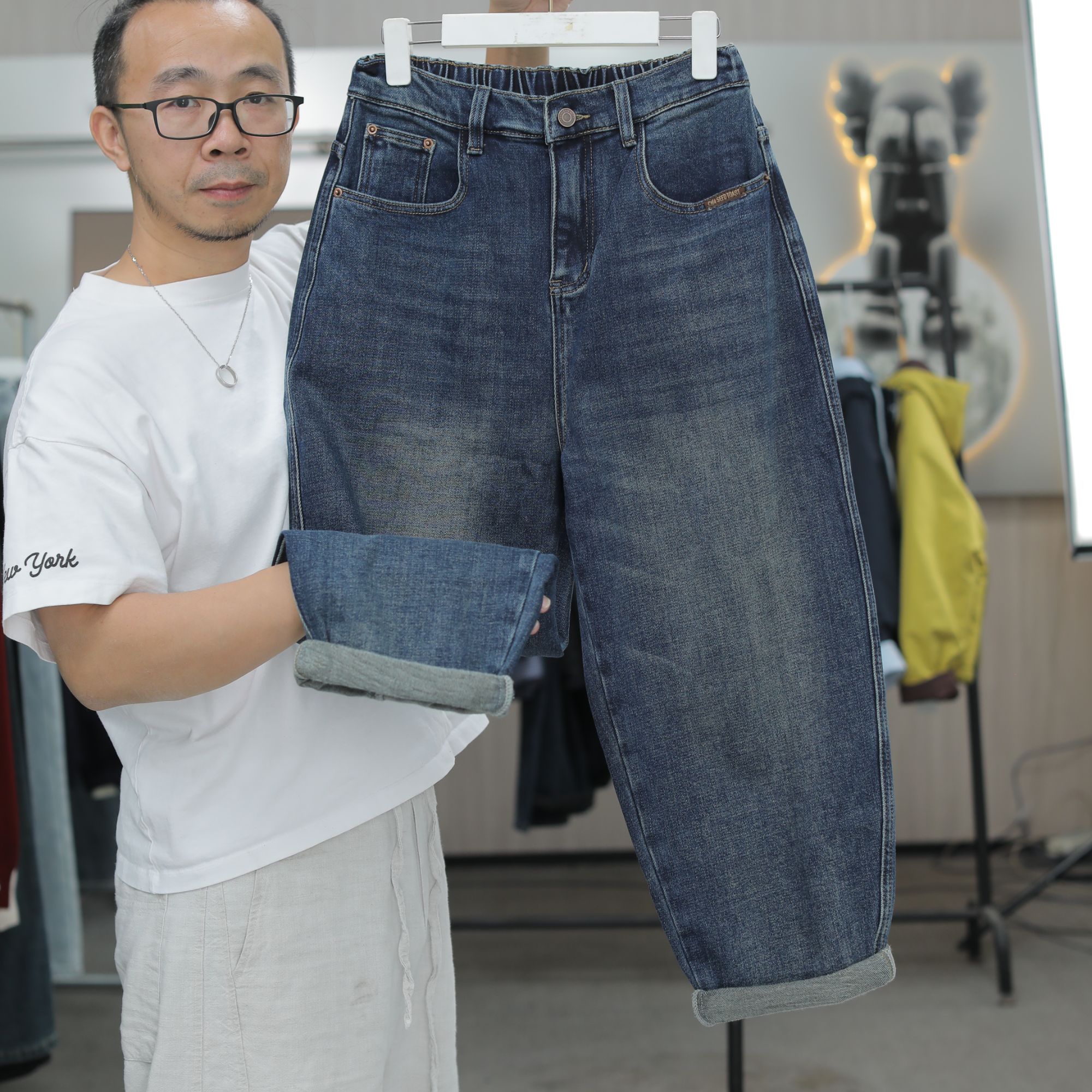 【爱奈奴】82007冬季胖mm大码女装加厚高腰牛仔裤
