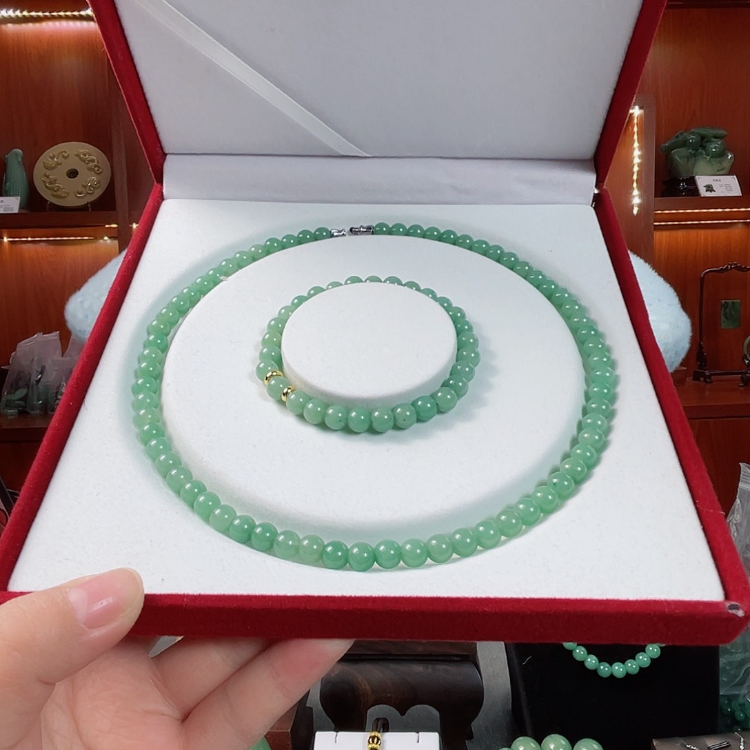 密玉（石英质玉）吊坠未镶嵌