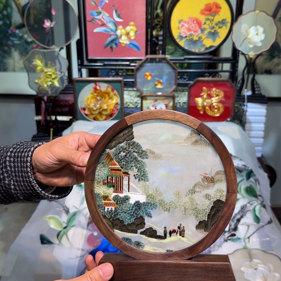 刺绣刺绣工艺精湛
