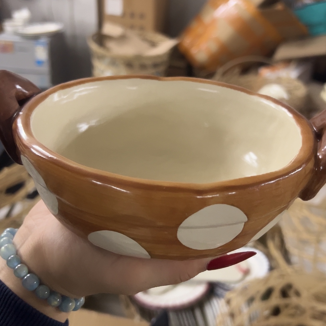 陶微瑕波点双耳一个