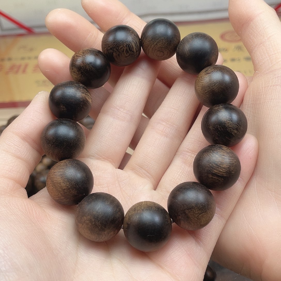 沉香手串羽越南芽庄白棋雷击缨子瘤疤2.0