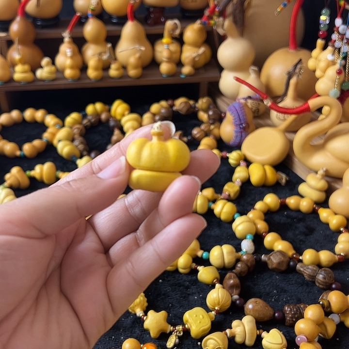 *****葫芦小熊脸倒福一个