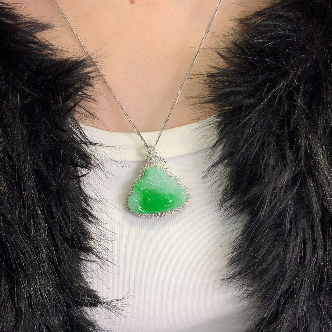 翡翠18K金镶嵌颈饰