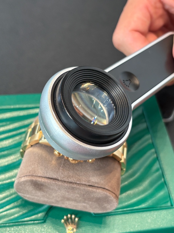 未使用  15倍放大镜带LED灯充电手持高清