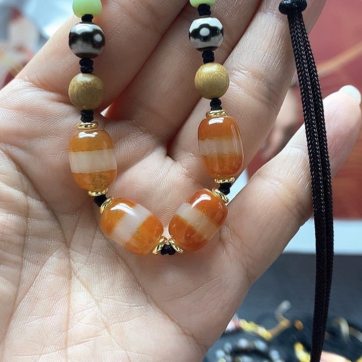 玛瑙/玉髓颈饰合金