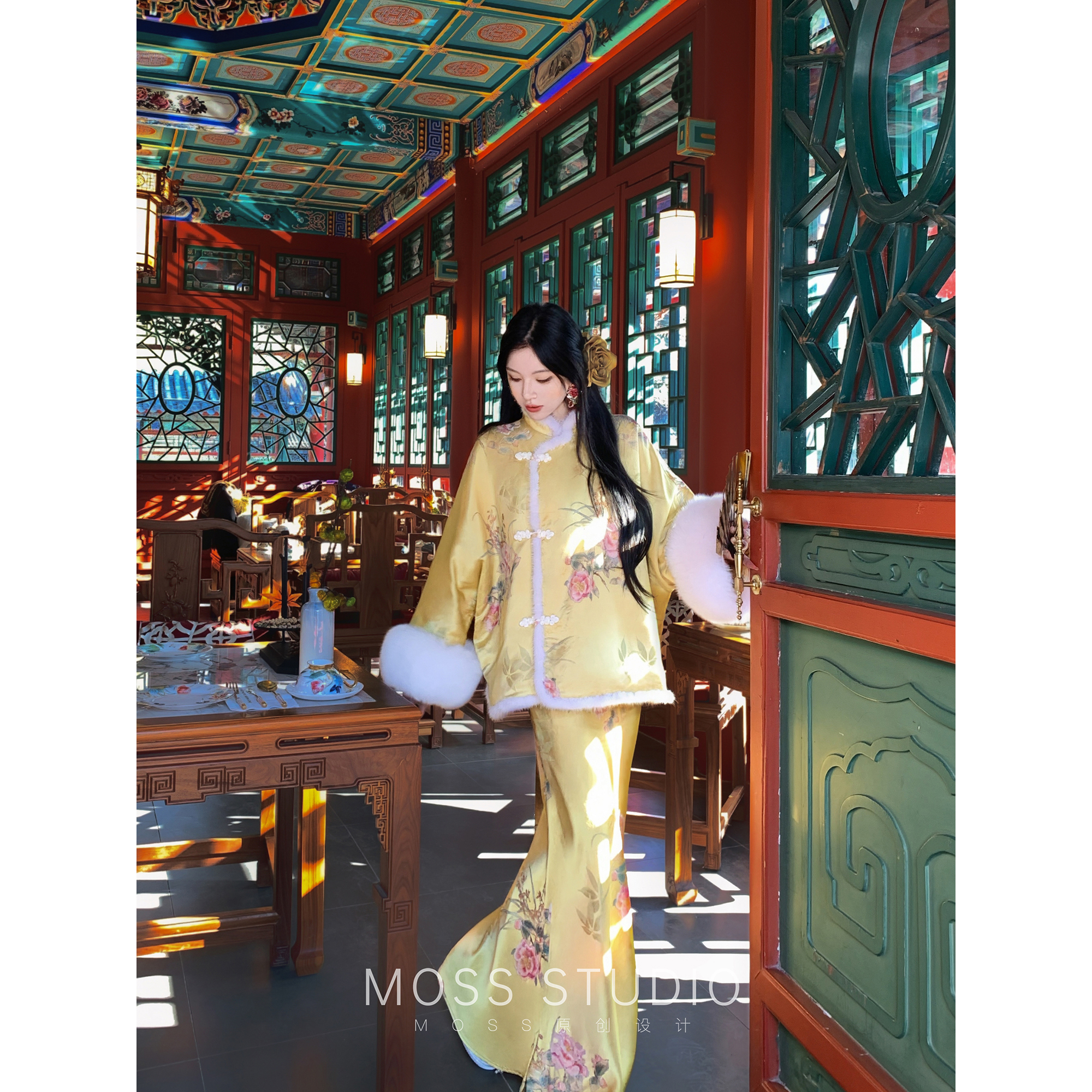 MOSS STUDIO【花满叙】新中式人丝提花羽绒外套+旗袍套装女