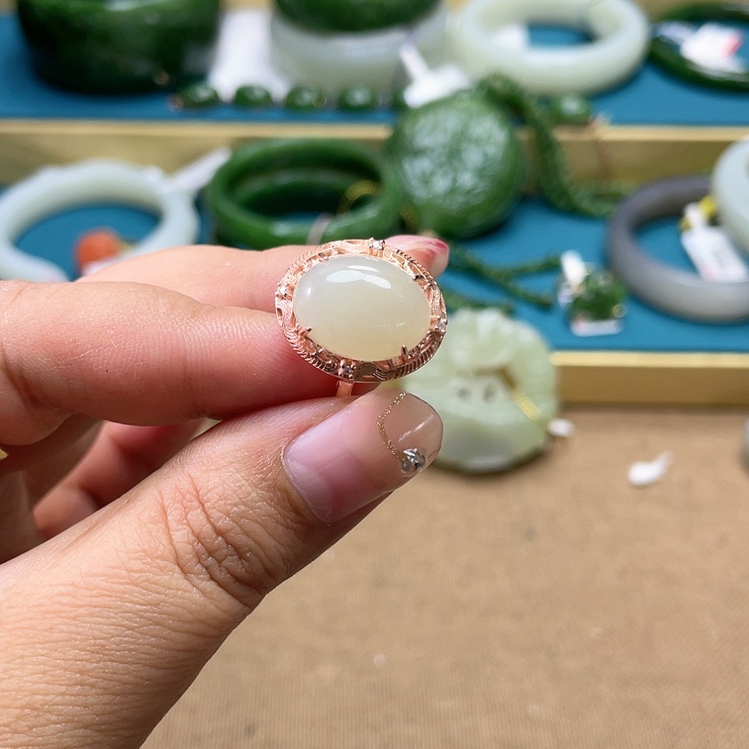 【闪购商品】和田玉手镯6263圈口4未镶嵌