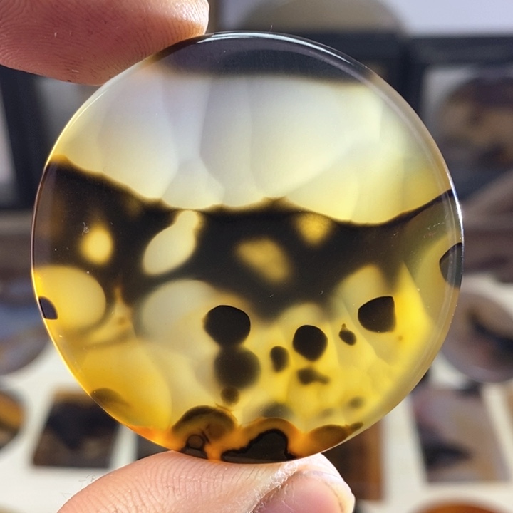 玛瑙/玉髓颈饰未镶嵌