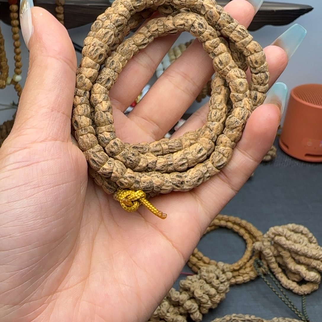 雪***饼柏木手串/手链鬼肠