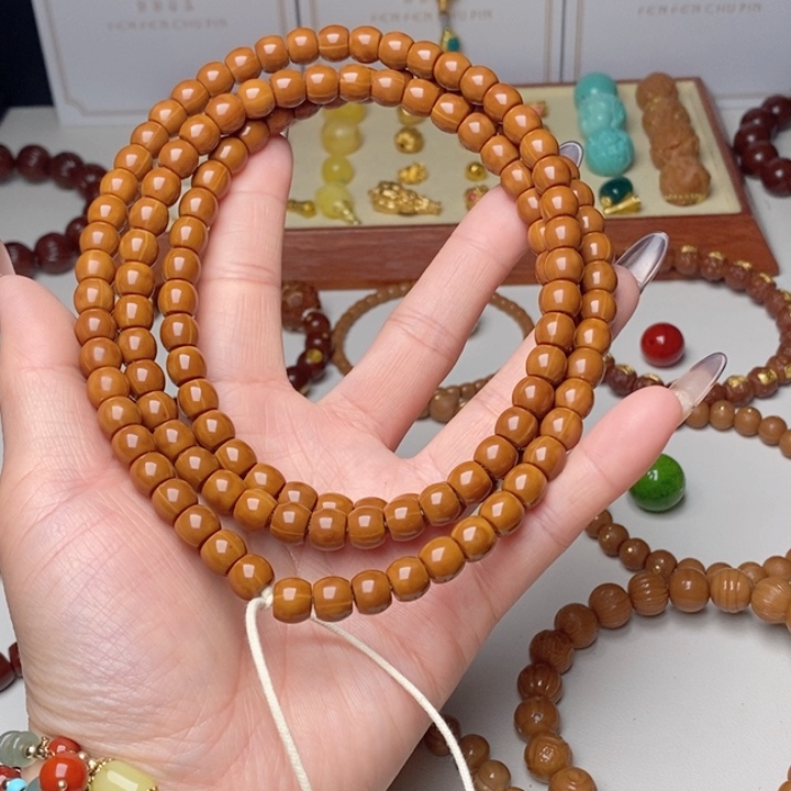 郑***明猴头核桃吊坠精品
