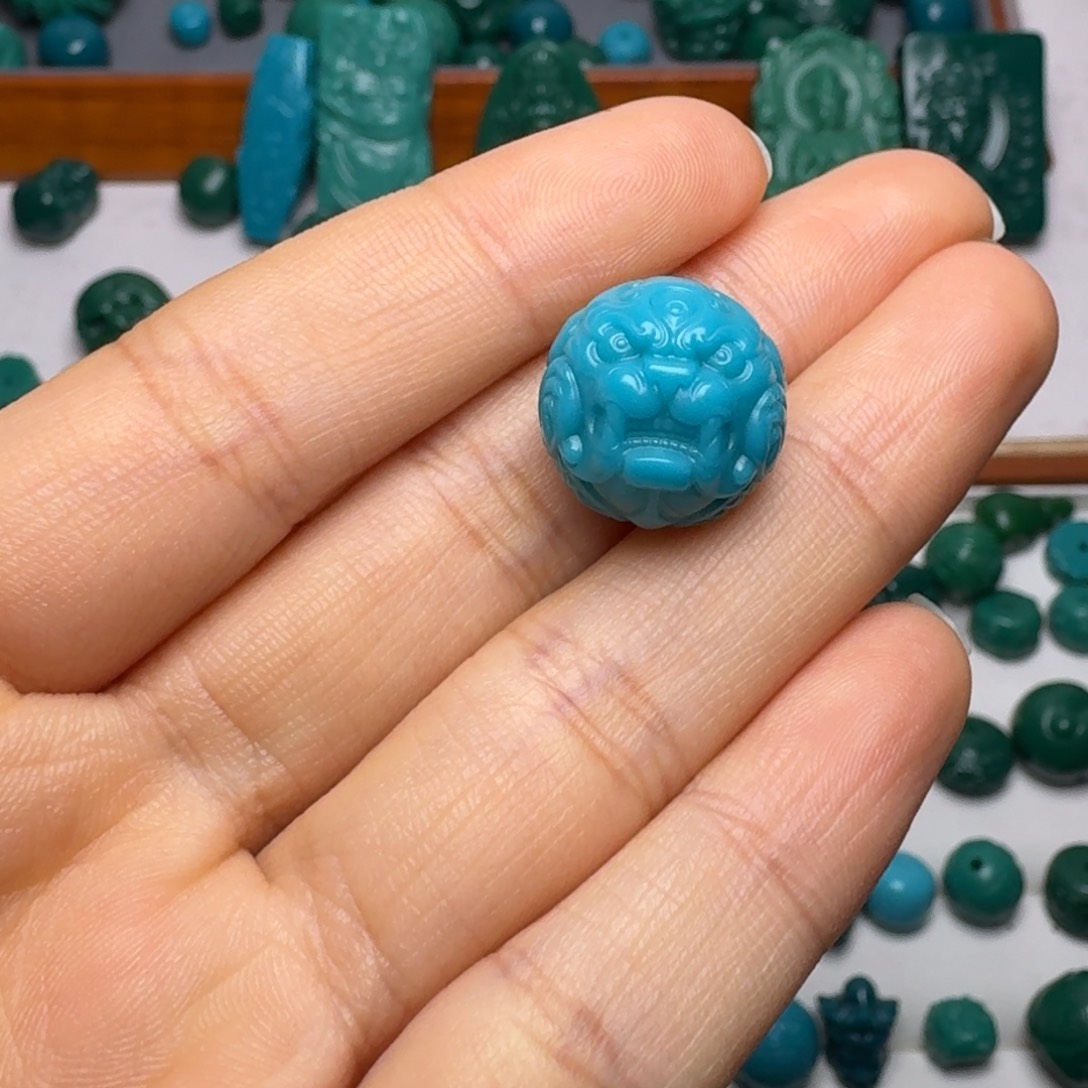 琉璃颈饰科技松配饰