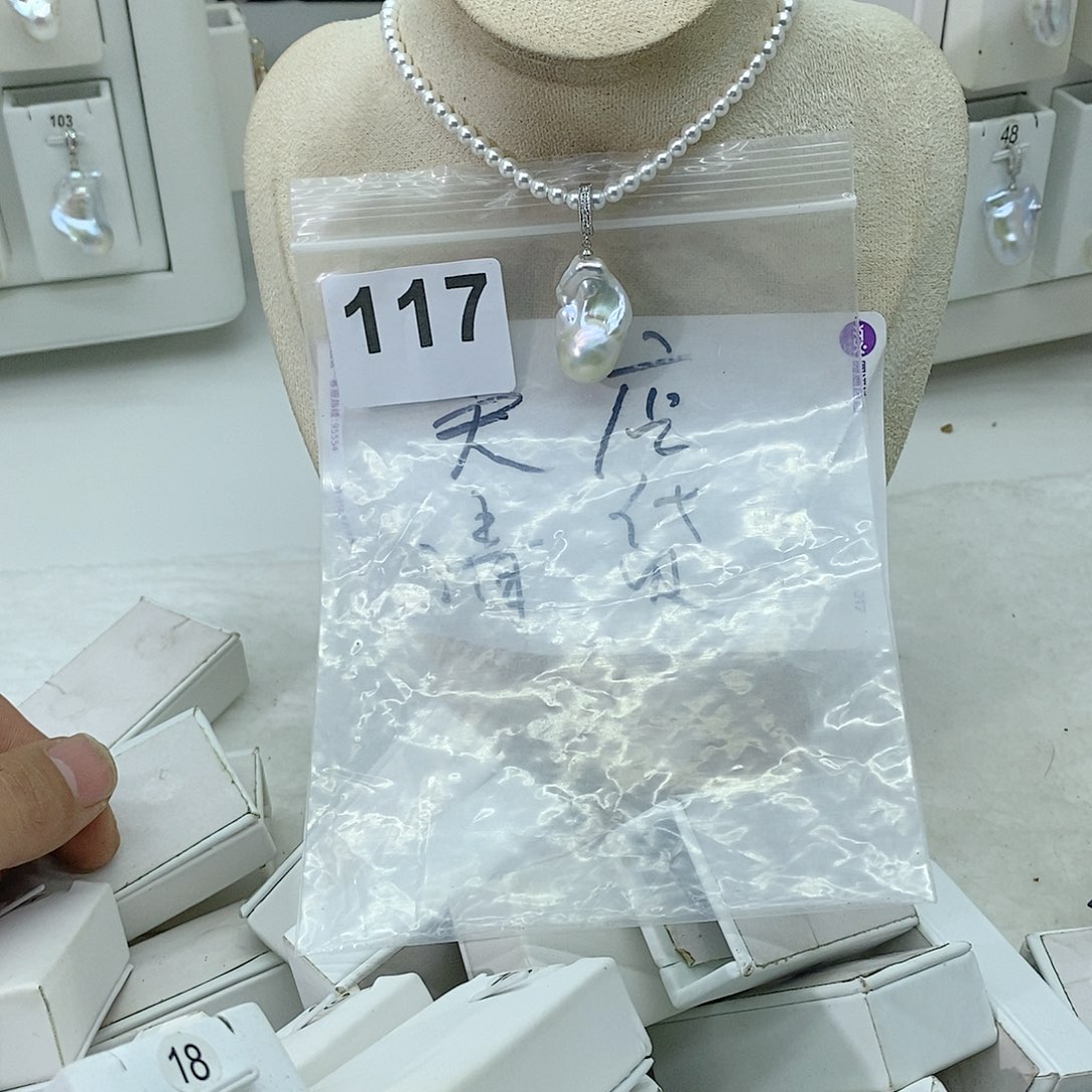 淡水珍珠颈饰合金