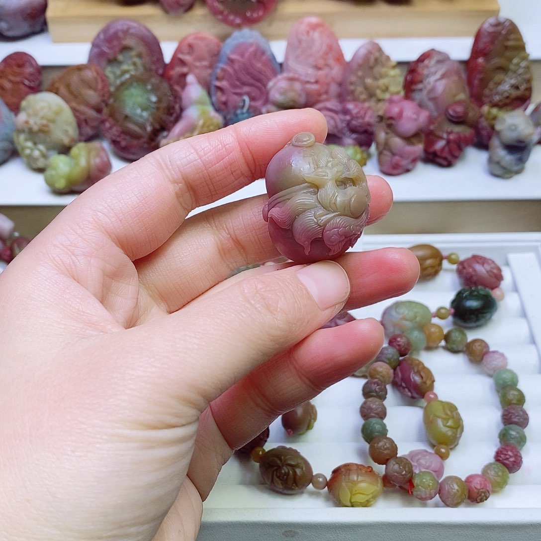 玛瑙/玉髓盐源玛瑙吊坠未镶嵌啾*