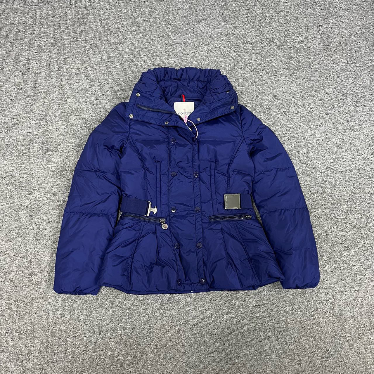 99新 AMIPARIS 蒙口 宝石蓝 收腰羽绒服 0码