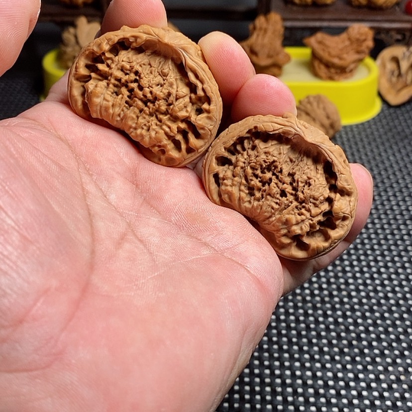 【闪购商品】文玩核桃吊坠不****丶精品课程的教学工作