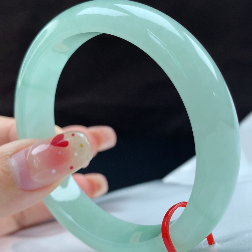 【闪购商品】翡翠手镯未镶嵌23343，