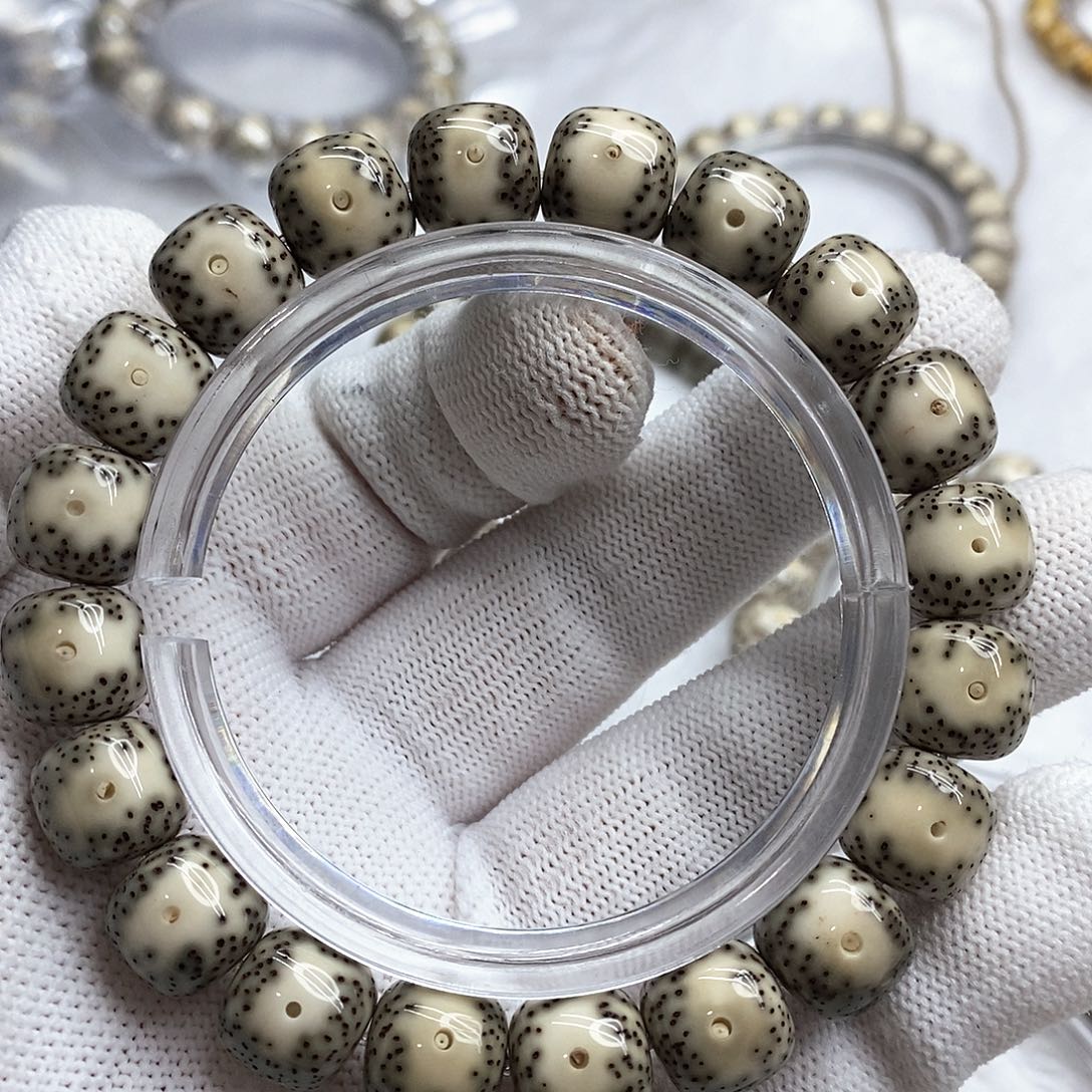 星月菩提手串12/11大眼睛